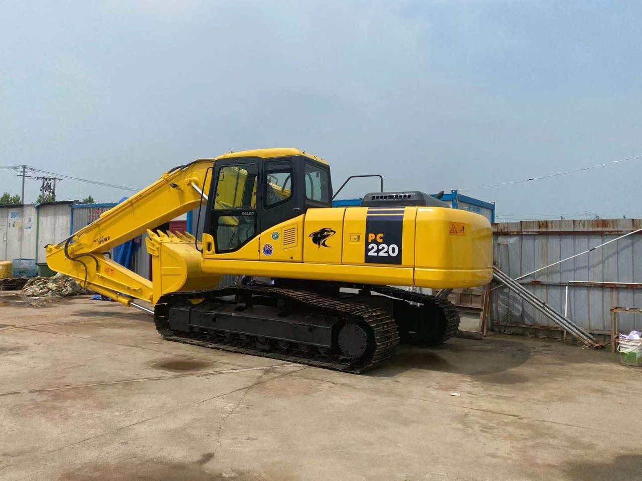 Used Good Quality Japan Original PC220-6 in Good Condition PC220-6 Komatsu - Kettenbagger: das Bild 1 Used Good Quality Japan Original PC220-6 in Good Condition PC220-6 Komatsu - Kettenbagger: das Bild 1