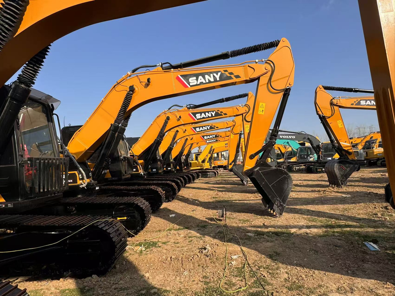 Used High Quality volvo EC300DL 30ton excavator machinery - Kettenbagger: das Bild 4 Used High Quality volvo EC300DL 30ton excavator machinery - Kettenbagger: das Bild 4