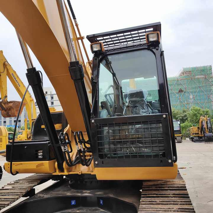 Used Machinery Construction Crawler Used Cat 320d Excavator Machine 325d 330d Caterpillar Machinery Cat 320d Used Excavators - Kettenbagger: das Bild 3 Used Machinery Construction Crawler Used Cat 320d Excavator Machine 325d 330d Caterpillar Machinery Cat 320d Used Excavators - Kettenbagger: das Bild 3