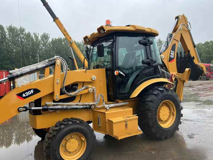 Used Wheel Loader CAT420F Caterpillar 420F Construction Machinery Mini Wheel Skid Steer Loader in Stock - Radlader: das Bild 2 Used Wheel Loader CAT420F Caterpillar 420F Construction Machinery Mini Wheel Skid Steer Loader in Stock - Radlader: das Bild 2