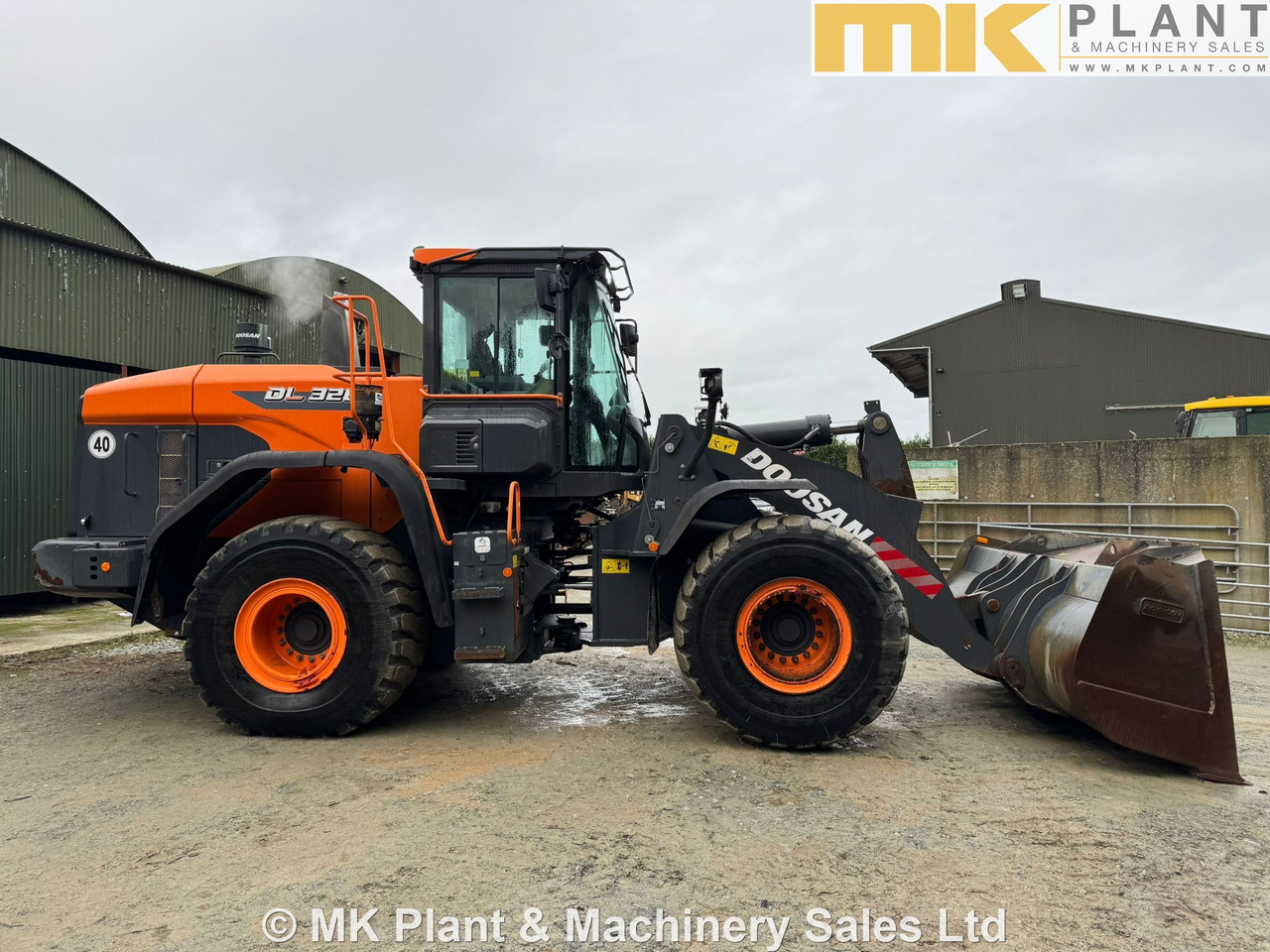 DOOSAN DL320-7 - Radlader: das Bild 4 DOOSAN DL320-7 - Radlader: das Bild 4