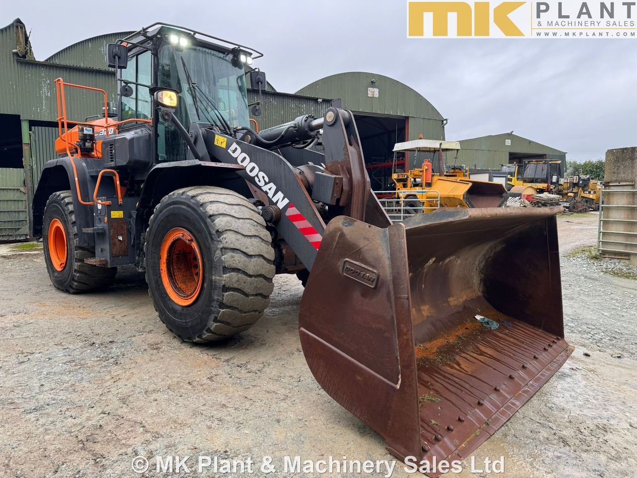 DOOSAN DL320-7 - Radlader: das Bild 5 DOOSAN DL320-7 - Radlader: das Bild 5