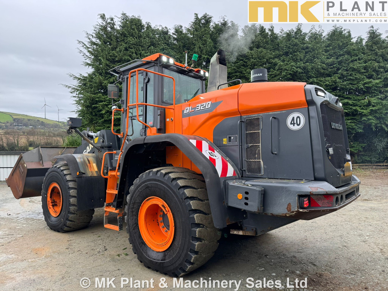 DOOSAN DL320-7 - Radlader: das Bild 2 DOOSAN DL320-7 - Radlader: das Bild 2