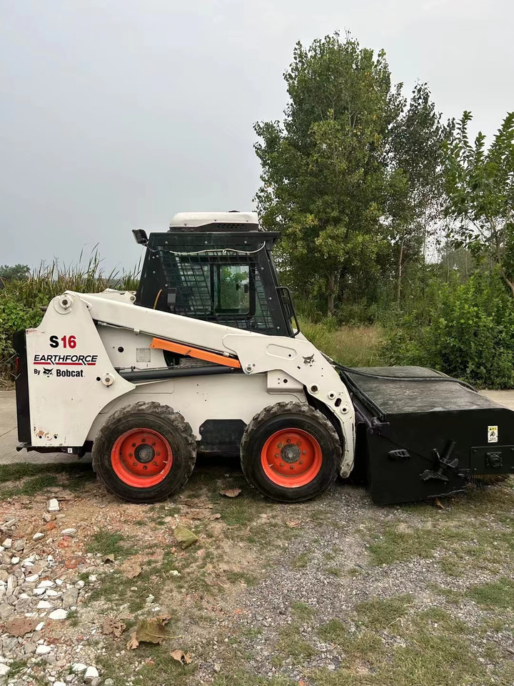 BOBCAT S16 - Kompaktlader: das Bild 1 BOBCAT S16 - Kompaktlader: das Bild 1
