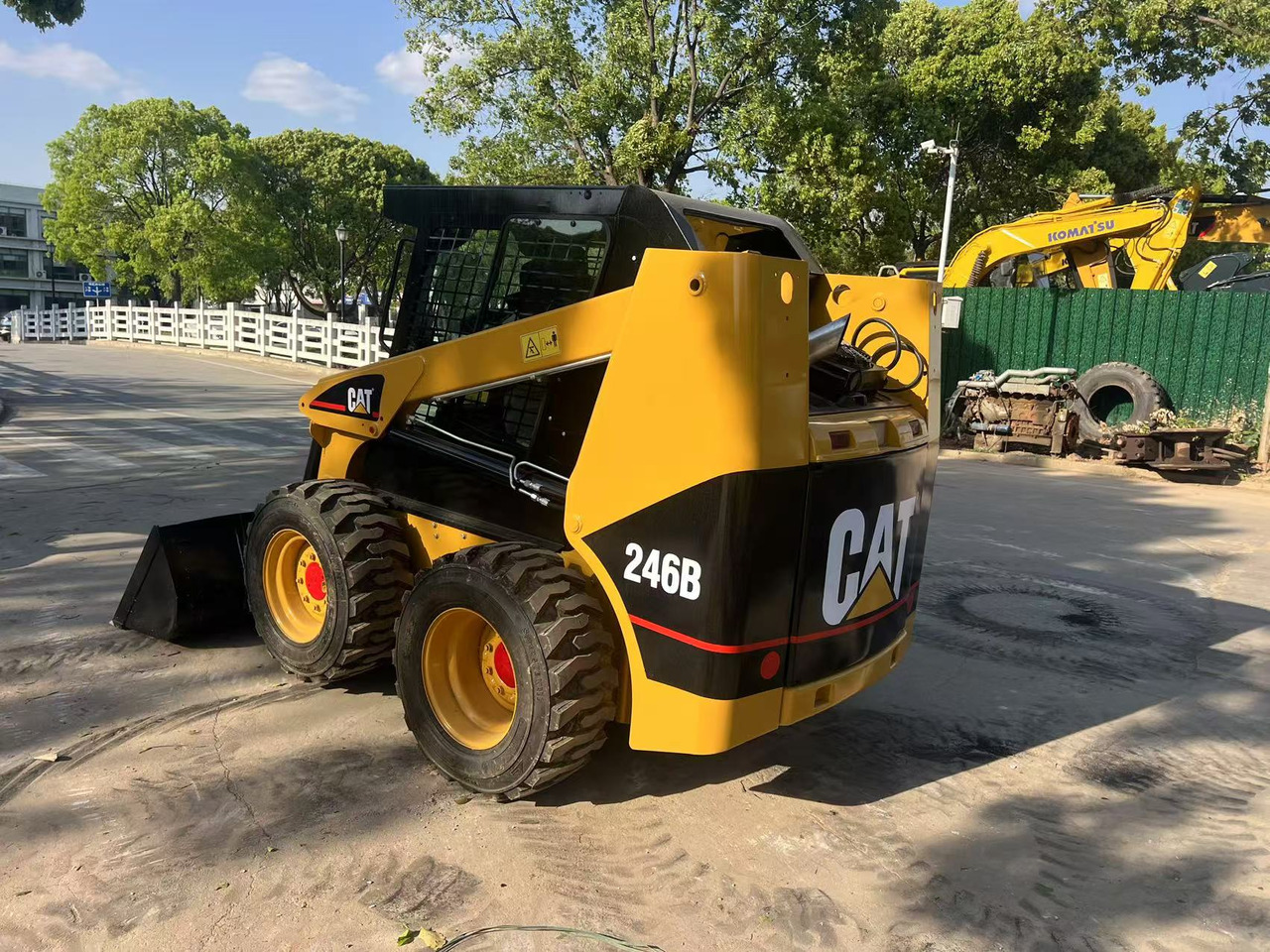 CATERPILLAR 246B - Kompaktlader: das Bild 4 CATERPILLAR 246B - Kompaktlader: das Bild 4