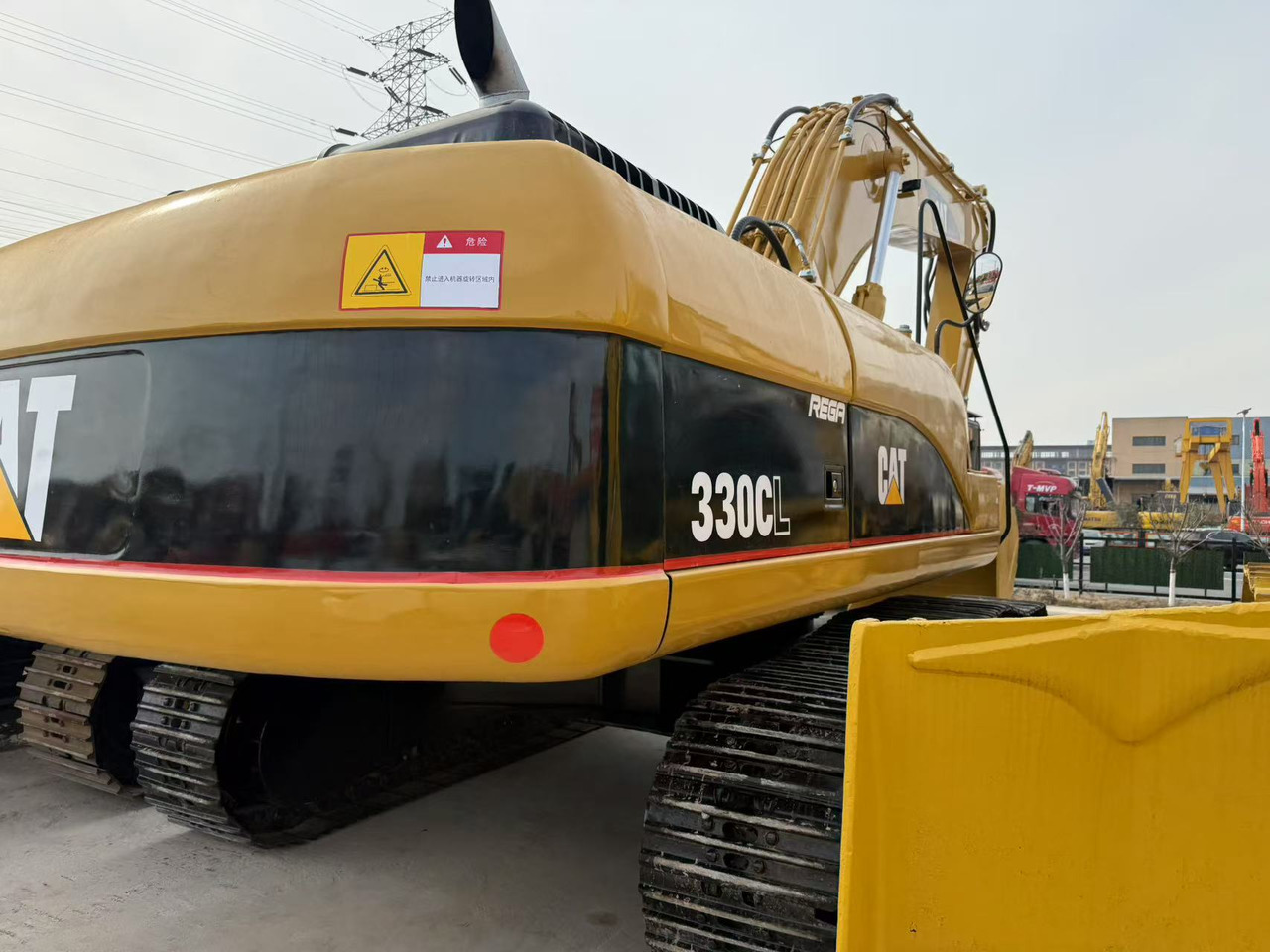 CATERPILLAR 330C - Kettenbagger: das Bild 1 CATERPILLAR 330C - Kettenbagger: das Bild 1