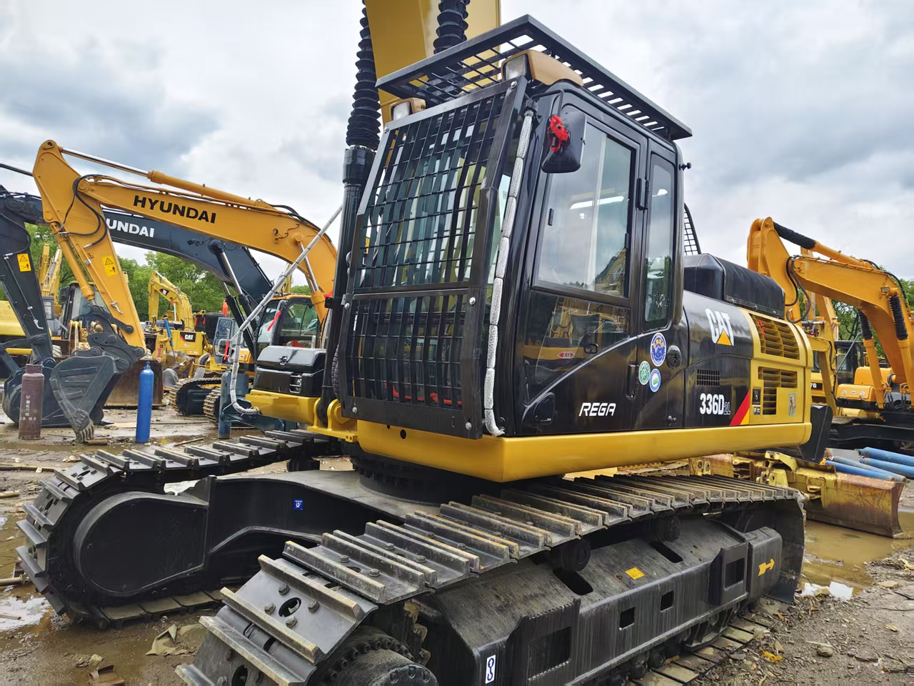 CATERPILLAR 336D2 - Kettenbagger: das Bild 3 CATERPILLAR 336D2 - Kettenbagger: das Bild 3
