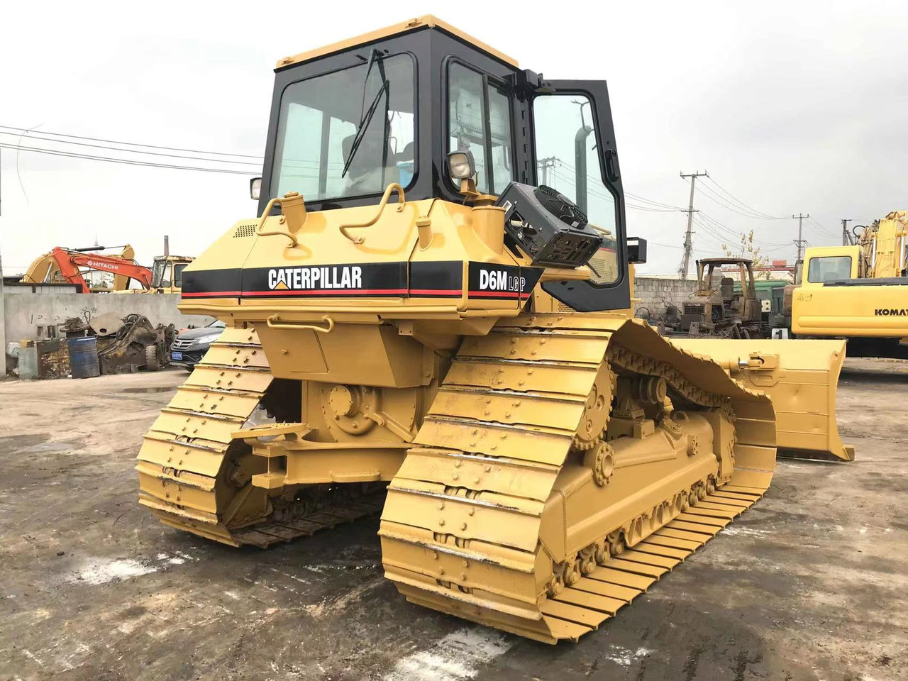 CATERPILLAR D6M - Bulldozer: das Bild 3 CATERPILLAR D6M - Bulldozer: das Bild 3
