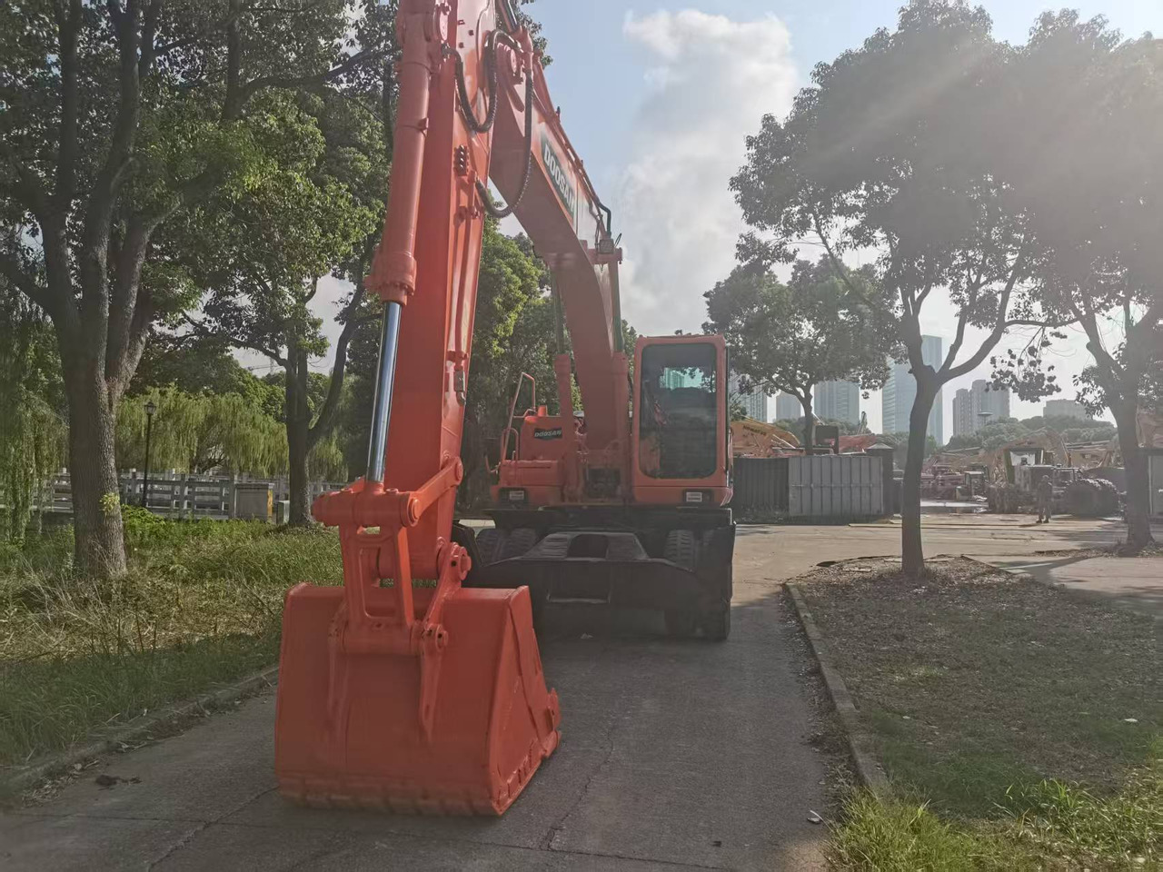 DOOSAN DH210W-9C - Mobilbagger: das Bild 1 DOOSAN DH210W-9C - Mobilbagger: das Bild 1