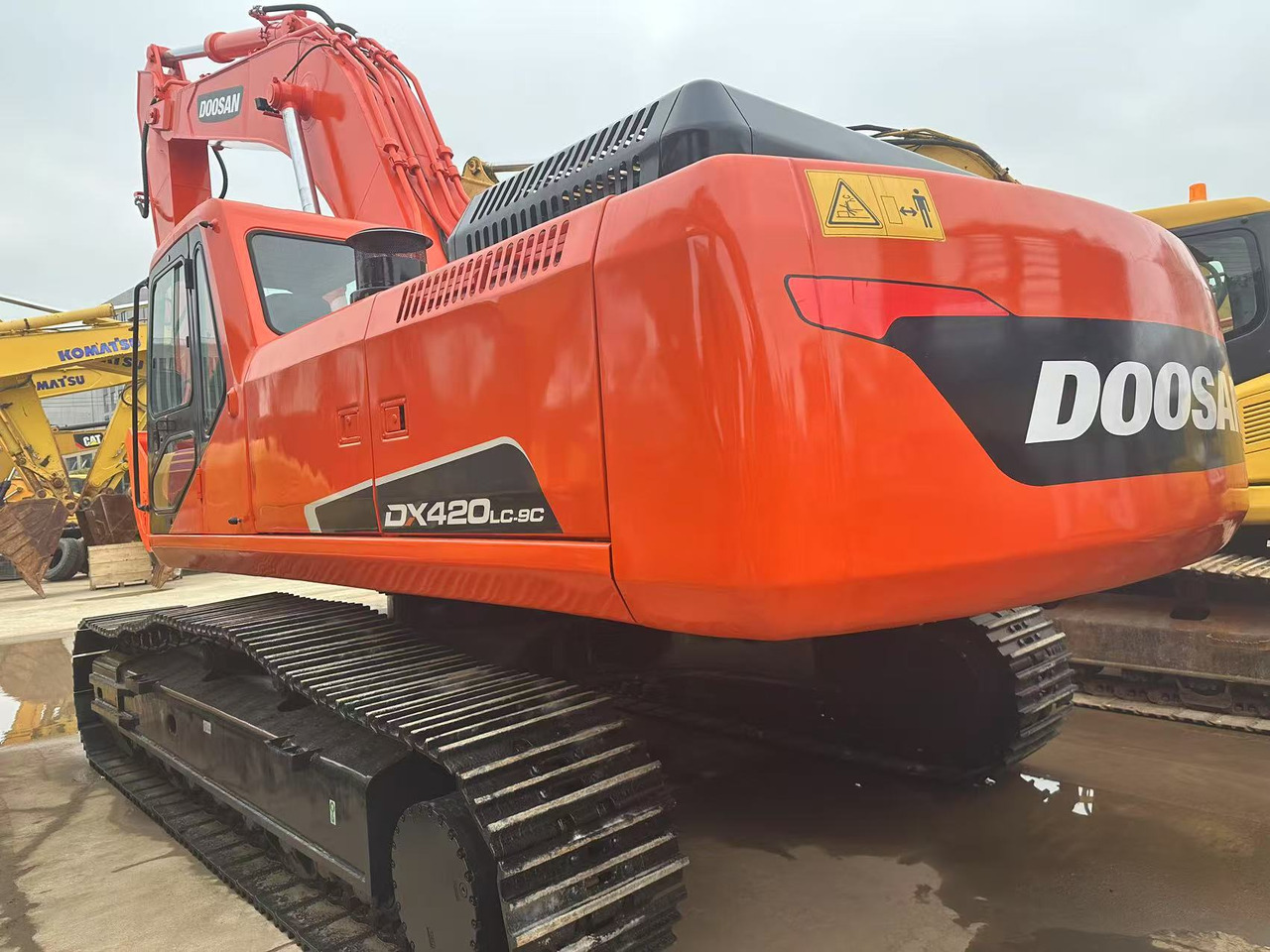 DOOSAN DX420LC-9C - Kettenbagger: das Bild 1 DOOSAN DX420LC-9C - Kettenbagger: das Bild 1