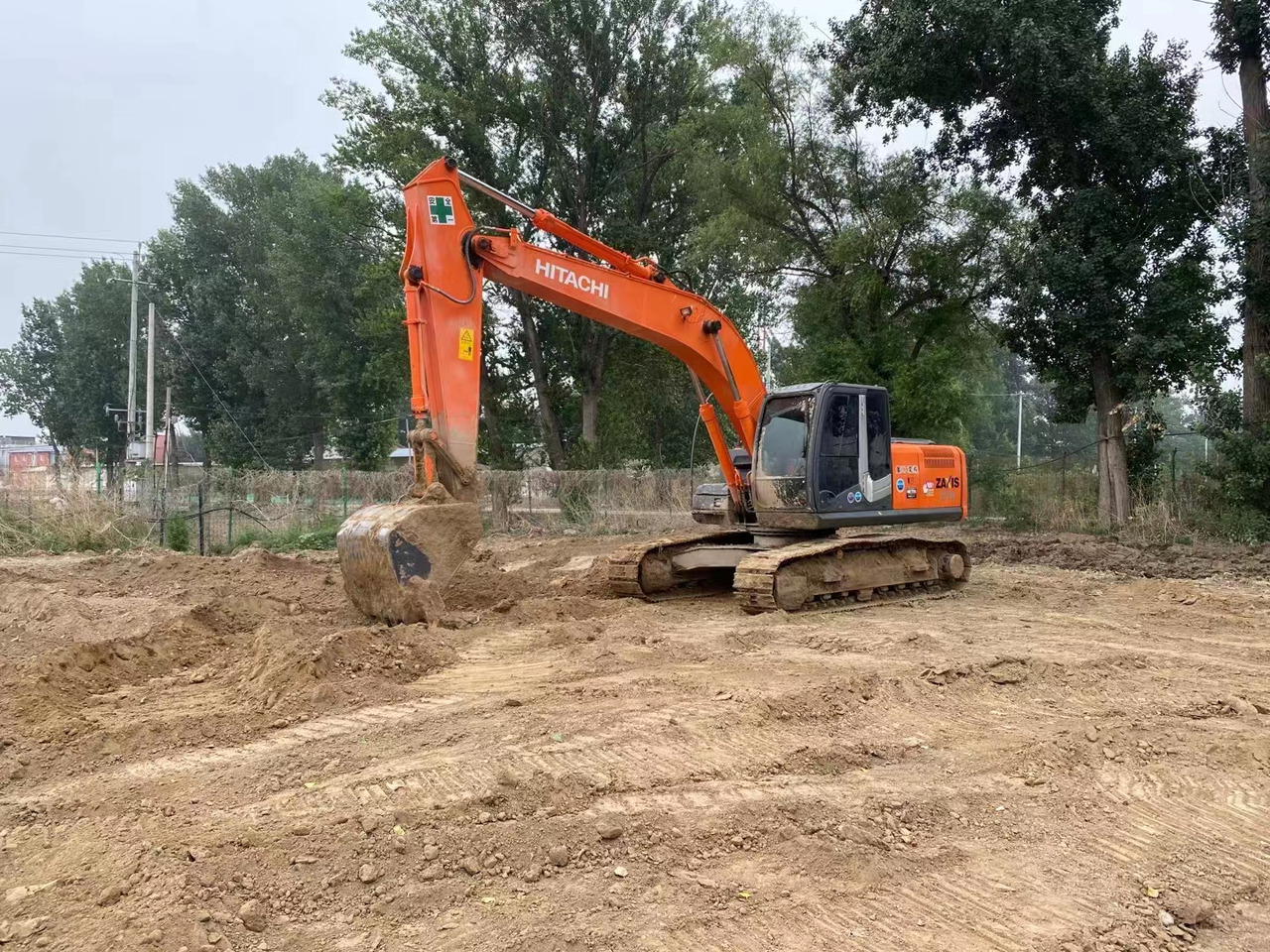 HITACHI ZX210-3G - Kettenbagger: das Bild 1 HITACHI ZX210-3G - Kettenbagger: das Bild 1