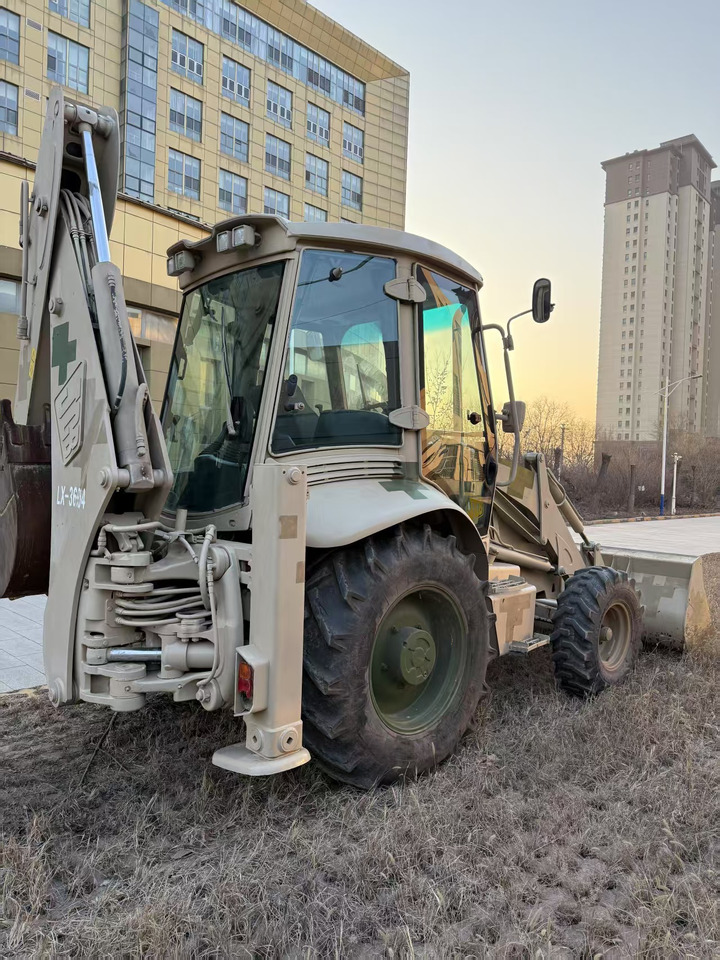 JCB 3CX - Baggerlader: das Bild 2 JCB 3CX - Baggerlader: das Bild 2
