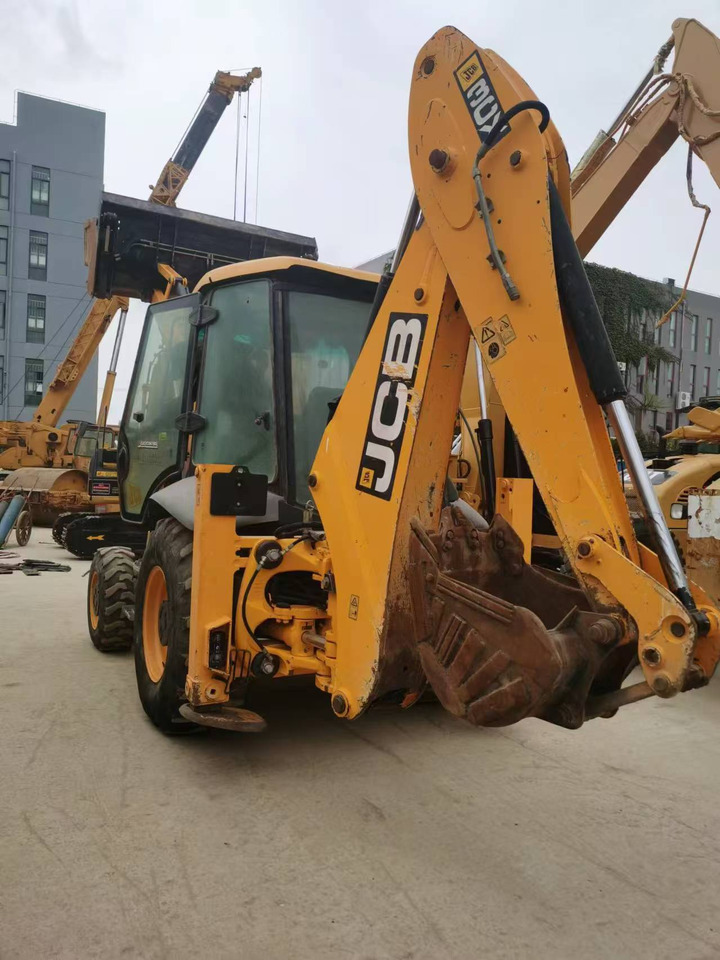 JCB 3CX - Baggerlader: das Bild 1 JCB 3CX - Baggerlader: das Bild 1