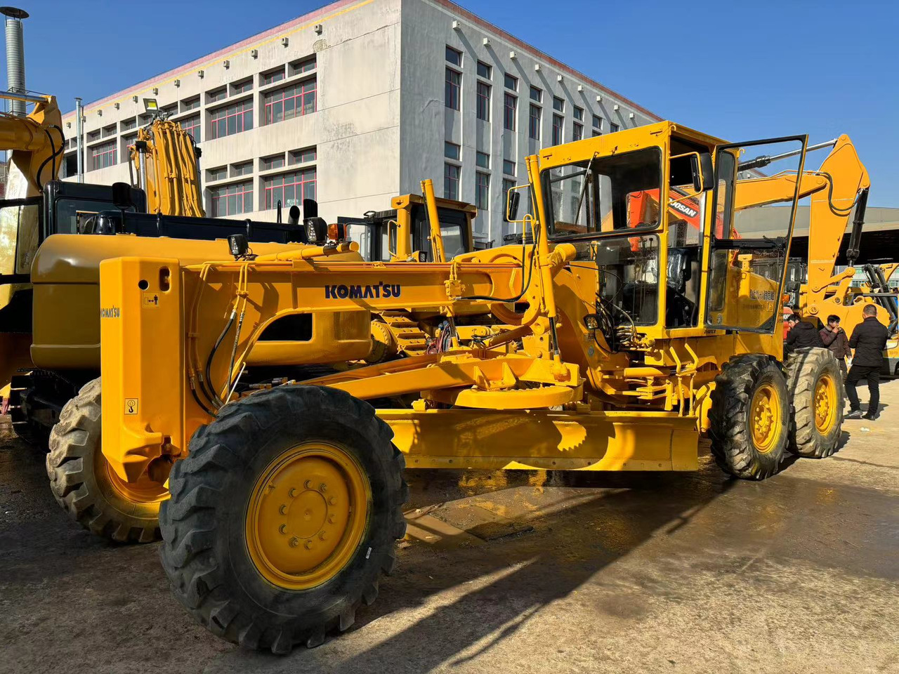 KOMATSU GD511 - Grader: das Bild 2 KOMATSU GD511 - Grader: das Bild 2