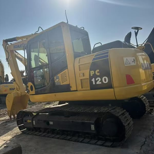 KOMATSU PC120-8 - Kettenbagger: das Bild 2 KOMATSU PC120-8 - Kettenbagger: das Bild 2