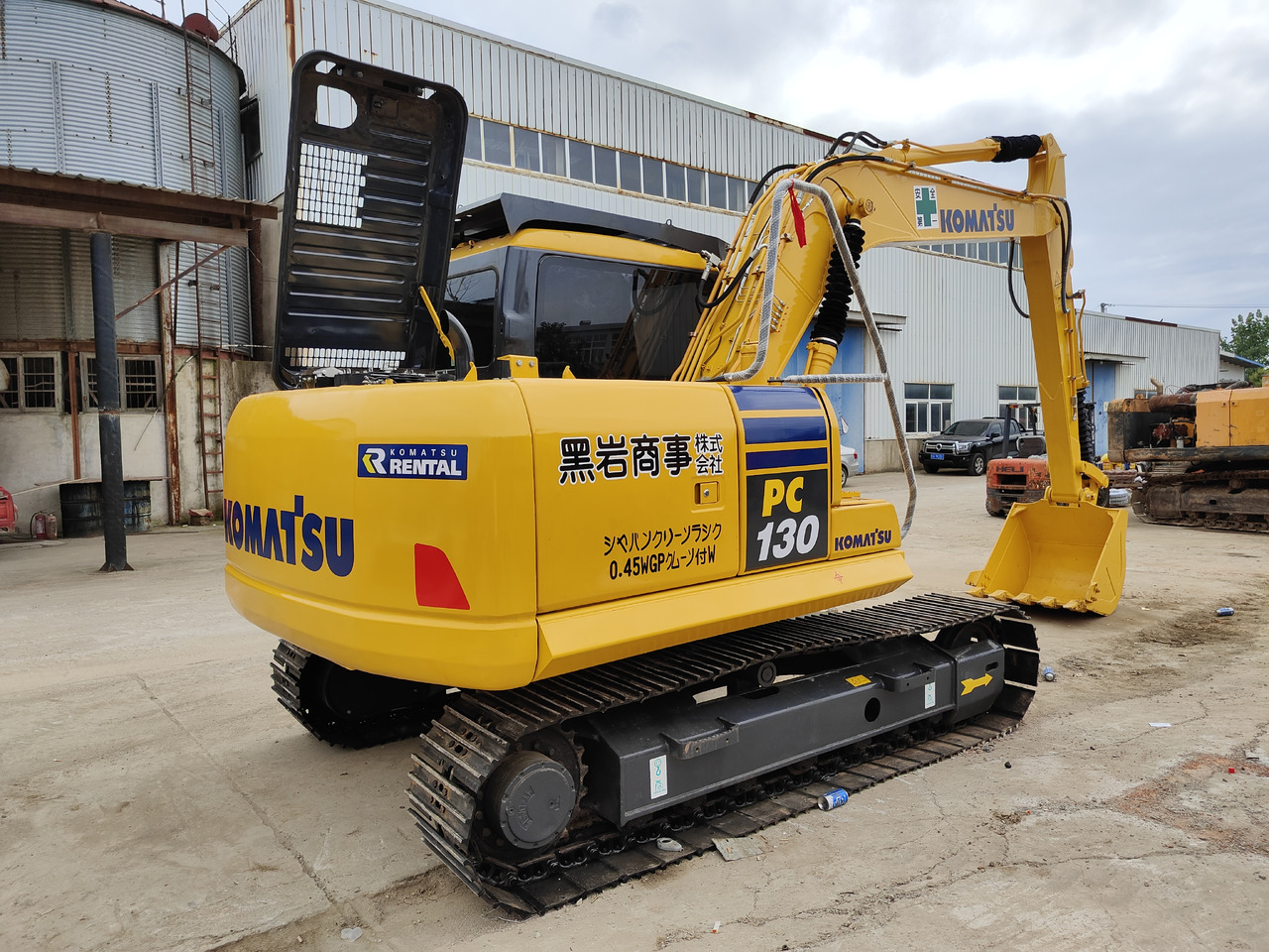 KOMATSU PC130-7 - Kettenbagger: das Bild 2 KOMATSU PC130-7 - Kettenbagger: das Bild 2