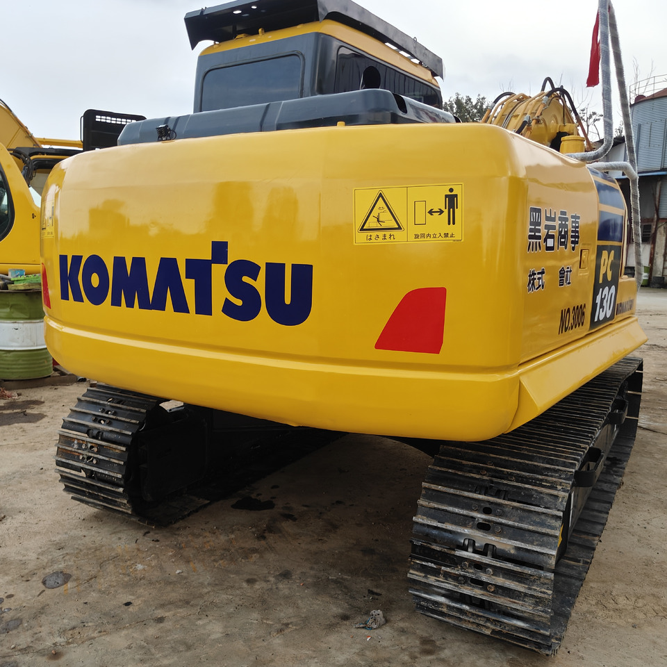 KOMATSU PC130-7 - Kettenbagger: das Bild 3 KOMATSU PC130-7 - Kettenbagger: das Bild 3