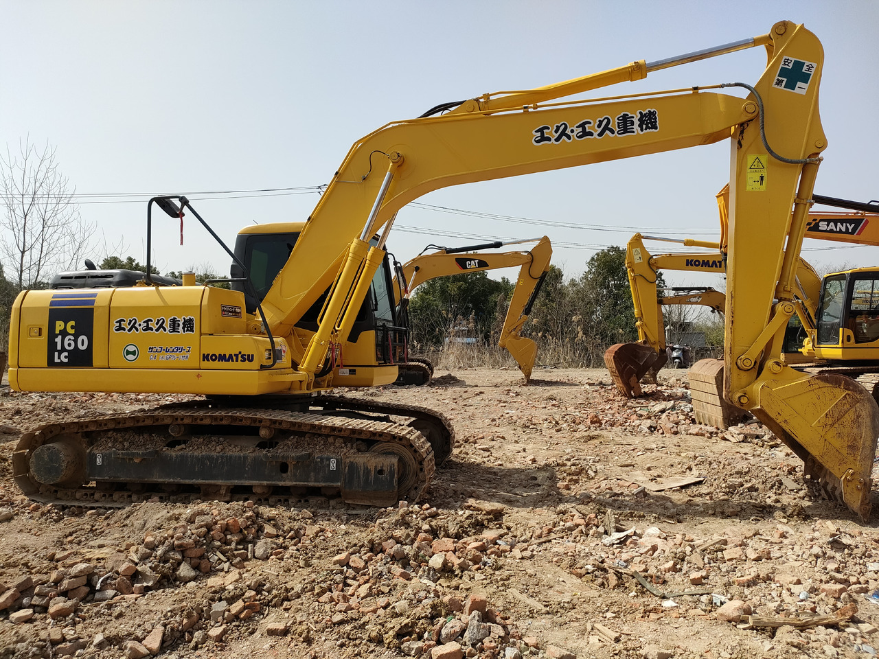 KOMATSU PC160-7 - Kettenbagger: das Bild 3 KOMATSU PC160-7 - Kettenbagger: das Bild 3