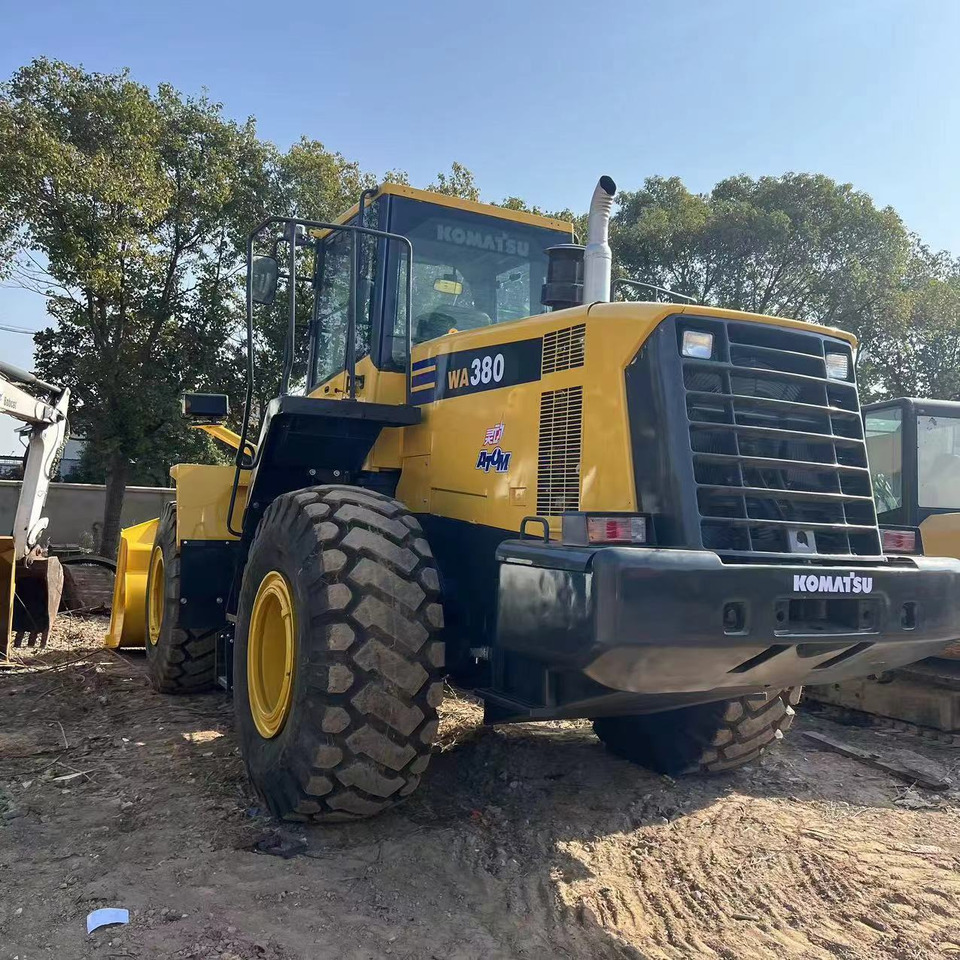 KOMATSU WA380-6 - Radlader: das Bild 2 KOMATSU WA380-6 - Radlader: das Bild 2