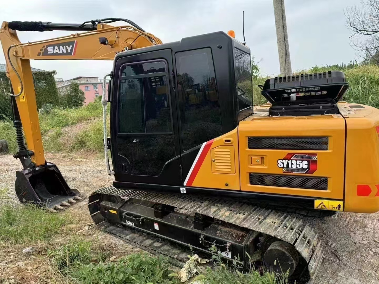 SANY SY135C - Kettenbagger: das Bild 2 SANY SY135C - Kettenbagger: das Bild 2