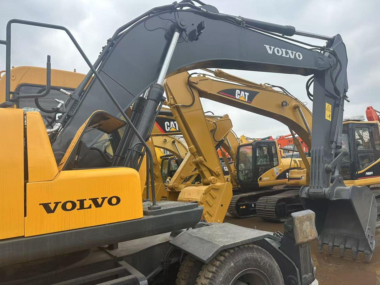 VOLVO EW170BLC - Mobilbagger: das Bild 2 VOLVO EW170BLC - Mobilbagger: das Bild 2