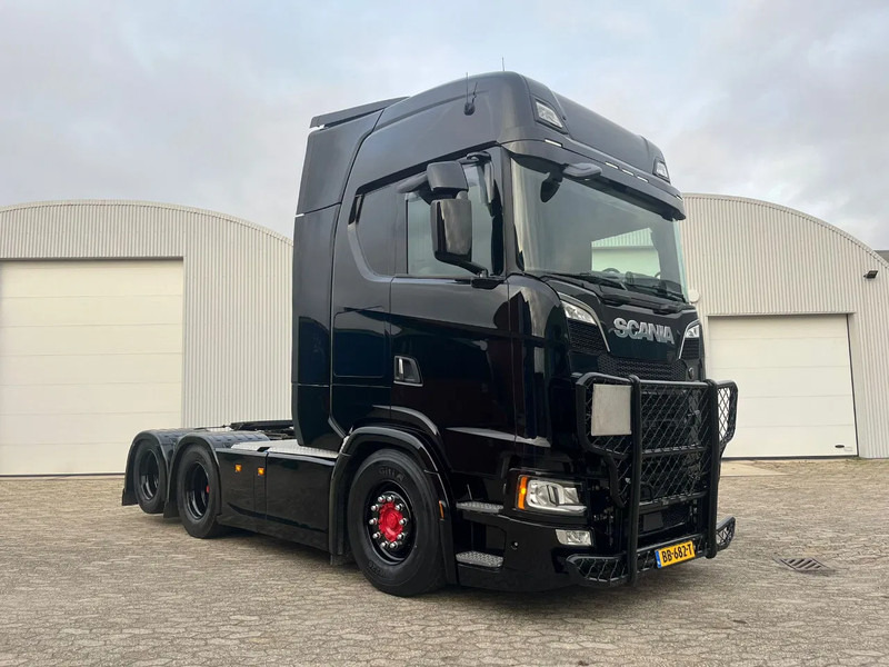 Scania S580 V8 NGS S580 v8 - Sattelzugmaschine: das Bild 2 Scania S580 V8 NGS S580 v8 - Sattelzugmaschine: das Bild 2