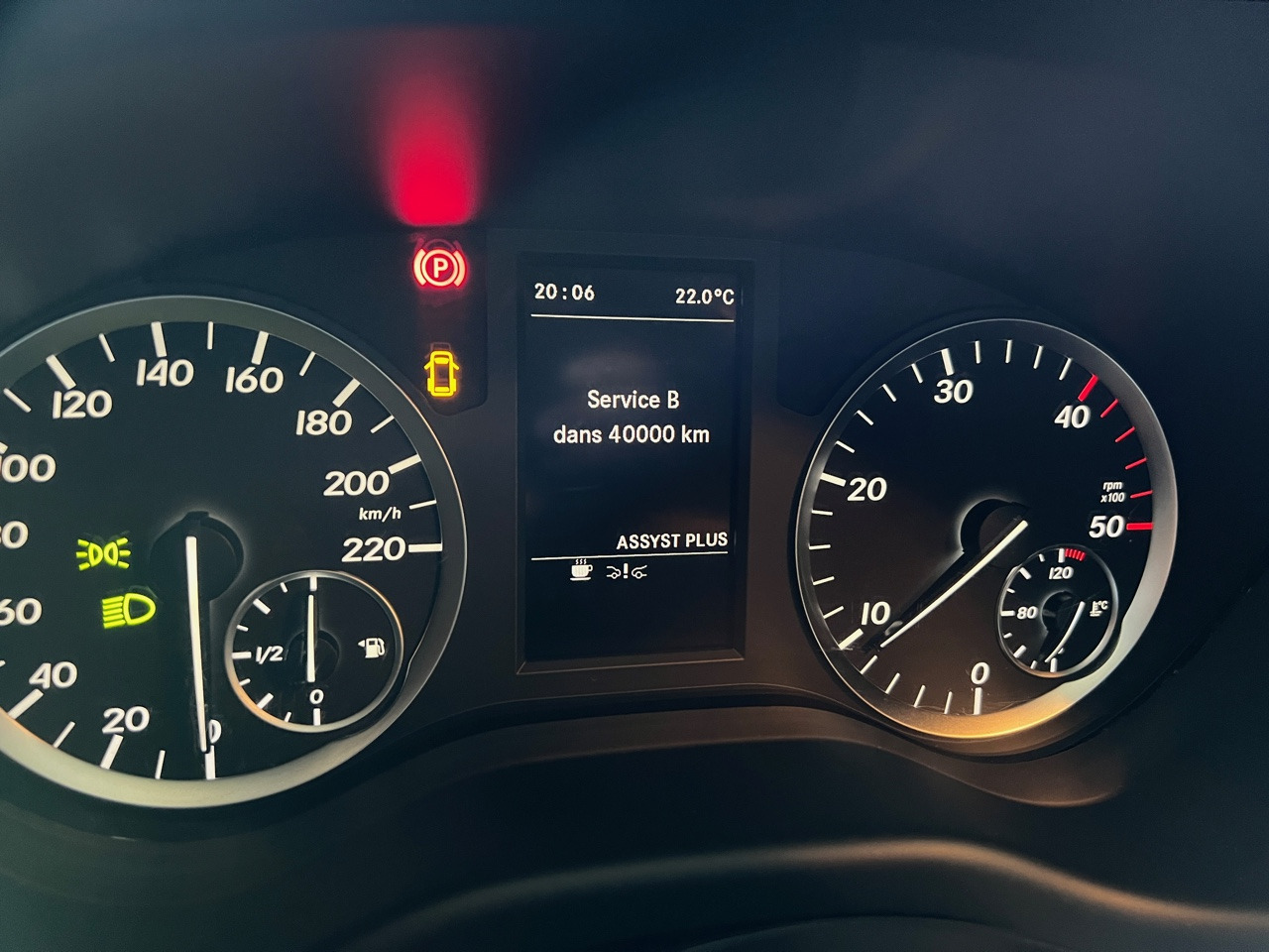 MERCEDES-BENZ VITO 109 Fourgon 1.6 BlueTEC Long Utilitaire – Leasing MERCEDES-BENZ VITO 109 Fourgon 1.6 BlueTEC Long Utilitaire: das Bild 16
