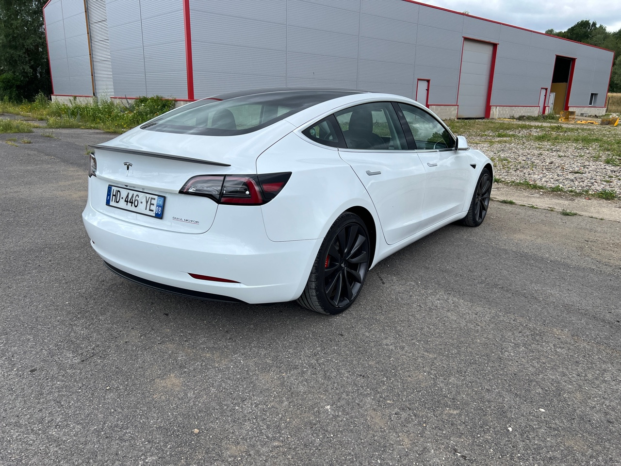 TESLA Model 3 Performance Dual Motor FSD 3 Autopilot - Limousine: das Bild 2 TESLA Model 3 Performance Dual Motor FSD 3 Autopilot - Limousine: das Bild 2