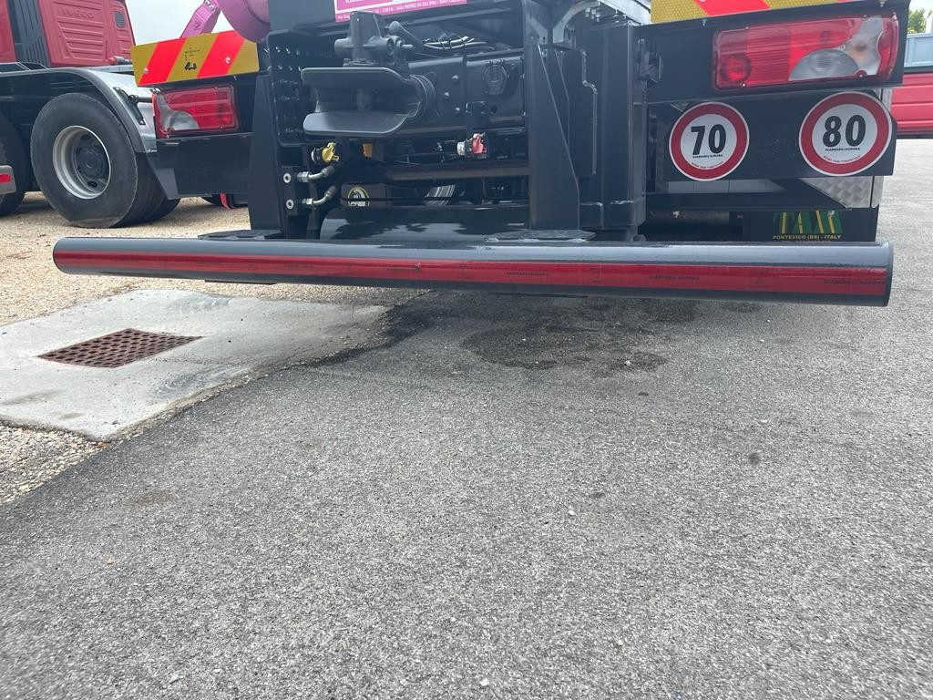 BARRA OMOLOGATA - Karosserie und Außen für LKW: das Bild 1 BARRA OMOLOGATA - Karosserie und Außen für LKW: das Bild 1