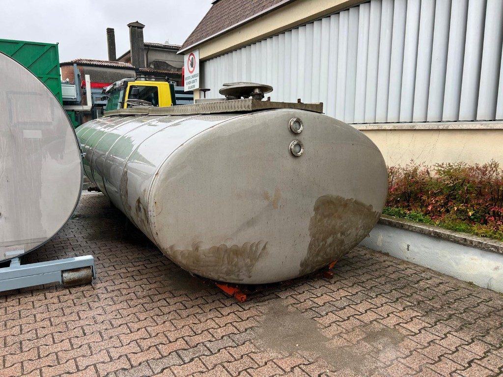 CISTERNA USATA NON SCARRABILE IN ACCIAIO INOX - Tankcontainer: das Bild 2 CISTERNA USATA NON SCARRABILE IN ACCIAIO INOX - Tankcontainer: das Bild 2