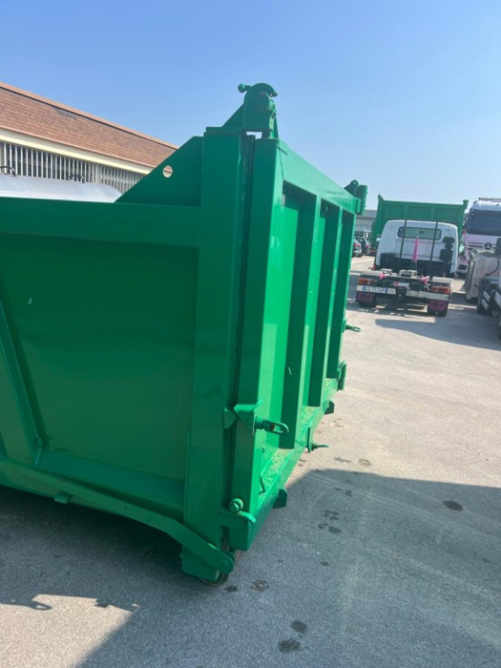 CONTAINER SCARRABILE NUOVO A CIELO APERTO - Abrollcontainer: das Bild 4 CONTAINER SCARRABILE NUOVO A CIELO APERTO - Abrollcontainer: das Bild 4