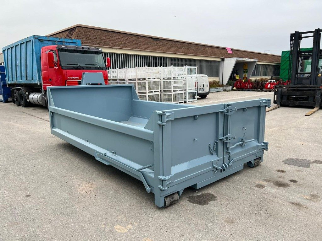 CONTAINER SCARRABILE NUOVO A CIELO APERTO - Abrollcontainer: das Bild 3 CONTAINER SCARRABILE NUOVO A CIELO APERTO - Abrollcontainer: das Bild 3