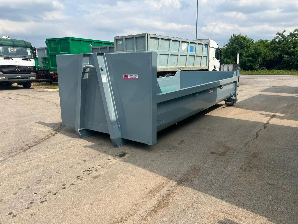 CONTAINER SCARRABILE NUOVO A CIELO APERTO - Abrollcontainer: das Bild 1 CONTAINER SCARRABILE NUOVO A CIELO APERTO - Abrollcontainer: das Bild 1