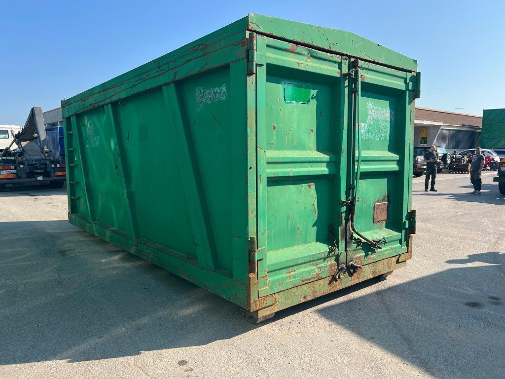 CONTAINER SCARRABILE USATO CON COPERCHIO - Abrollcontainer: das Bild 4 CONTAINER SCARRABILE USATO CON COPERCHIO - Abrollcontainer: das Bild 4