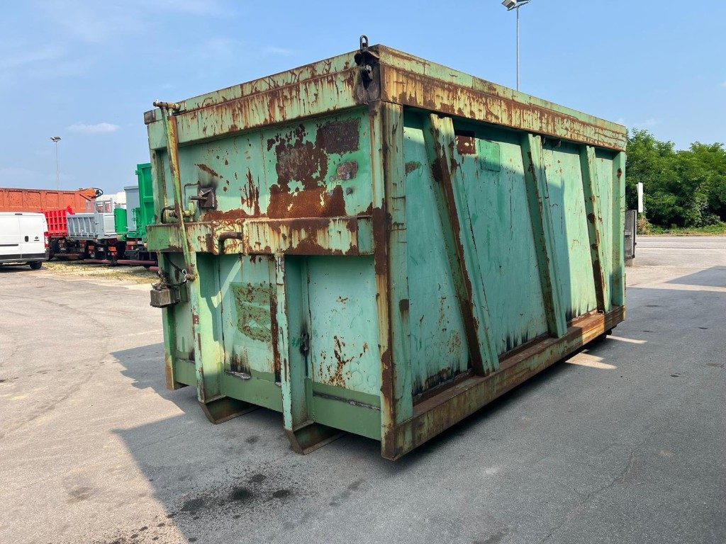 CONTAINER SCARRABILE USATO CON COPERCHIO - Abrollcontainer: das Bild 4 CONTAINER SCARRABILE USATO CON COPERCHIO - Abrollcontainer: das Bild 4