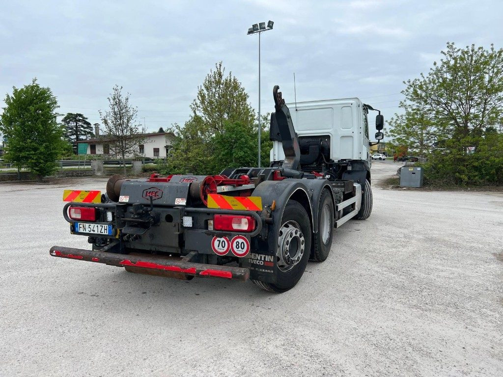 DAF CF480 SCARRABILE - Abrollkipper: das Bild 4 DAF CF480 SCARRABILE - Abrollkipper: das Bild 4