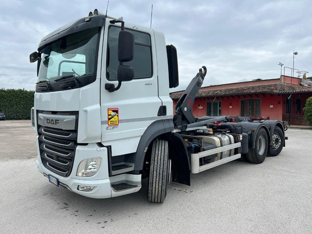 DAF CF480 SCARRABILE - Abrollkipper: das Bild 1 DAF CF480 SCARRABILE - Abrollkipper: das Bild 1