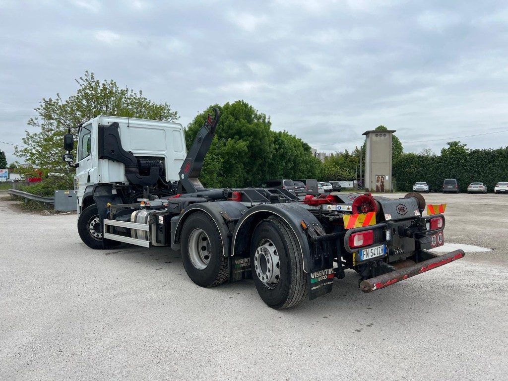 DAF CF480 SCARRABILE - Abrollkipper: das Bild 3 DAF CF480 SCARRABILE - Abrollkipper: das Bild 3