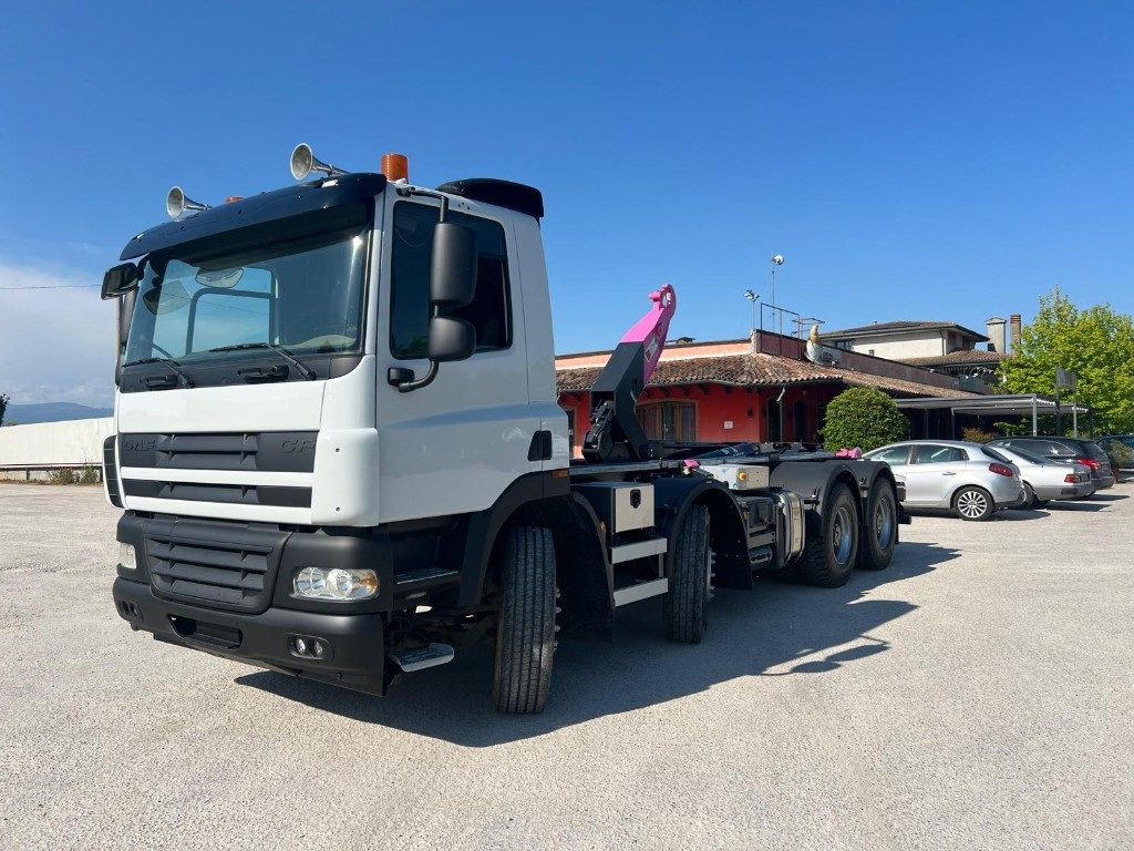 DAF CF85 SCARRABILE - Abrollkipper: das Bild 1 DAF CF85 SCARRABILE - Abrollkipper: das Bild 1
