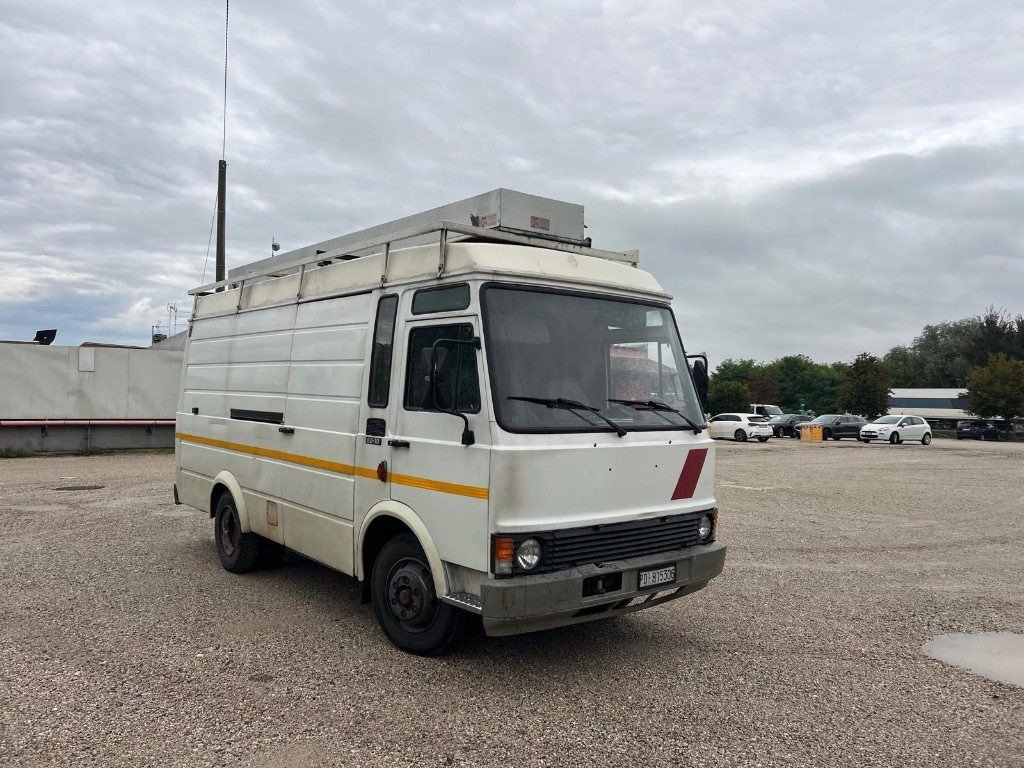 FIAT 60 10 - Kastenwagen: das Bild 2 FIAT 60 10 - Kastenwagen: das Bild 2