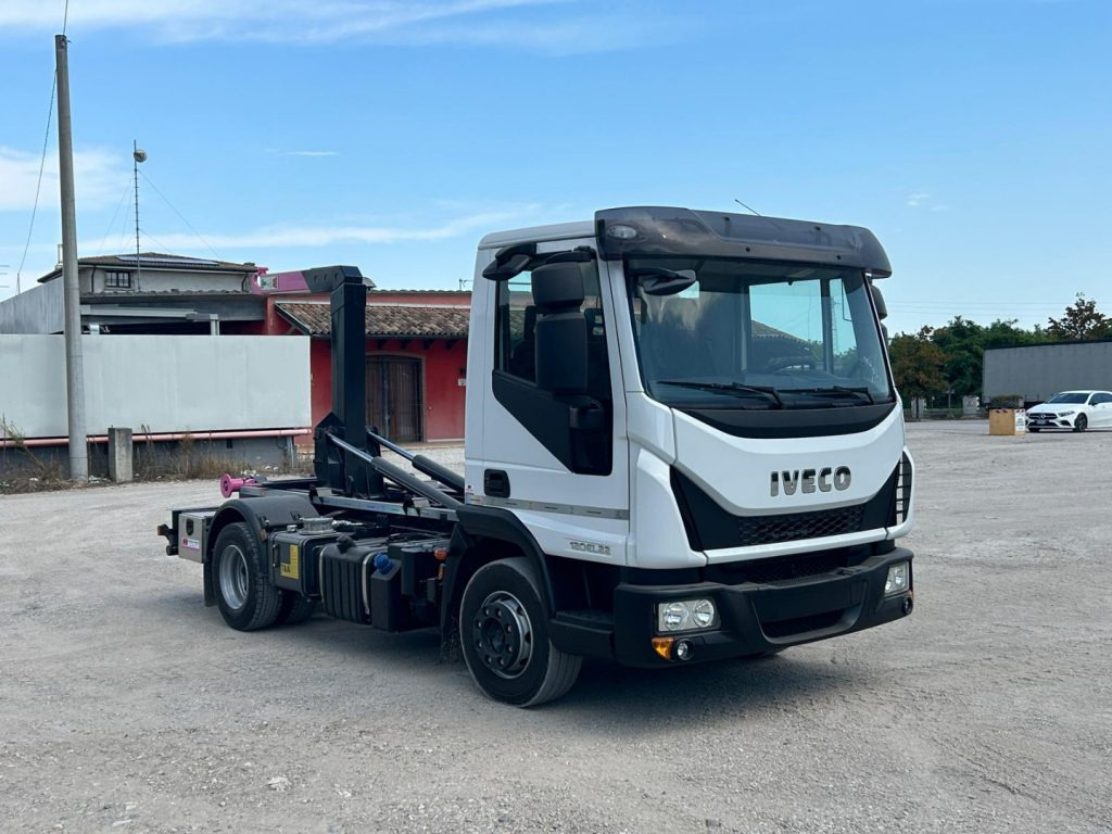 Abrollkipper IVECO 120EL22 CON SCARRABILE NUOVO: das Bild 9