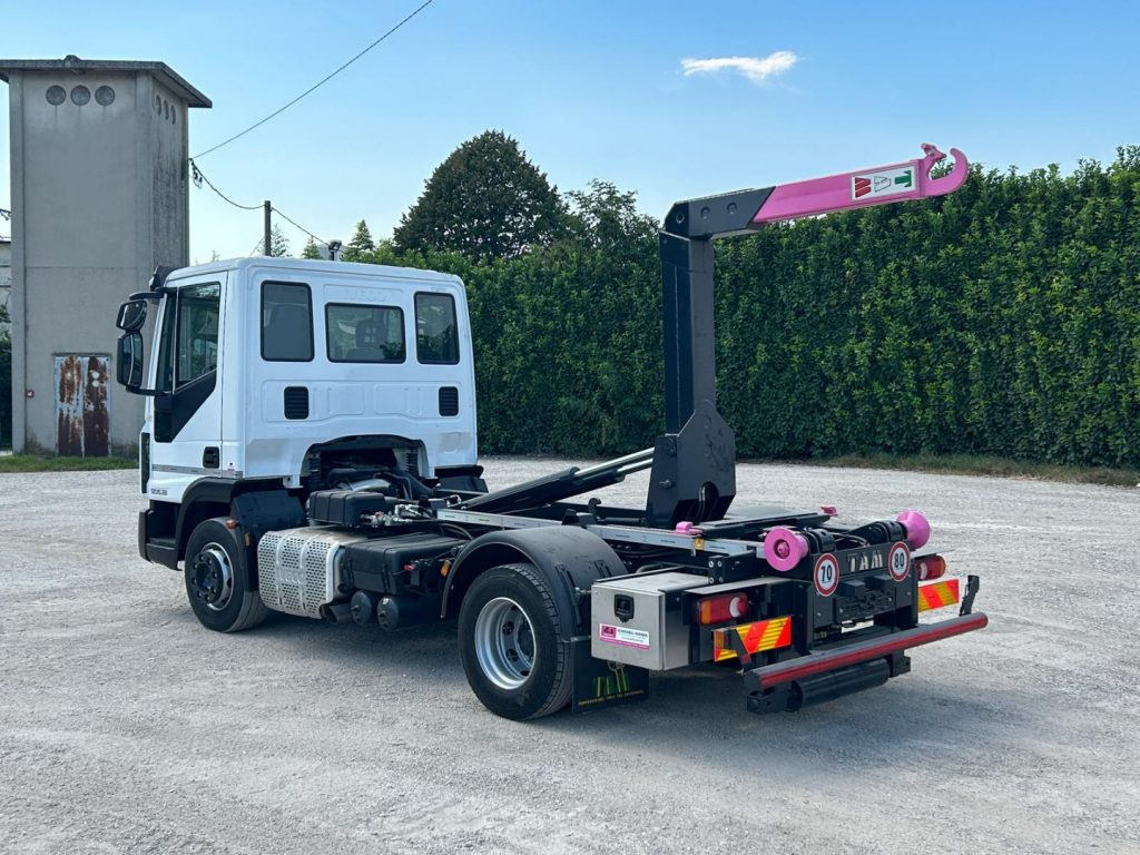 IVECO 120EL22 CON SCARRABILE NUOVO - Abrollkipper: das Bild 3 IVECO 120EL22 CON SCARRABILE NUOVO - Abrollkipper: das Bild 3