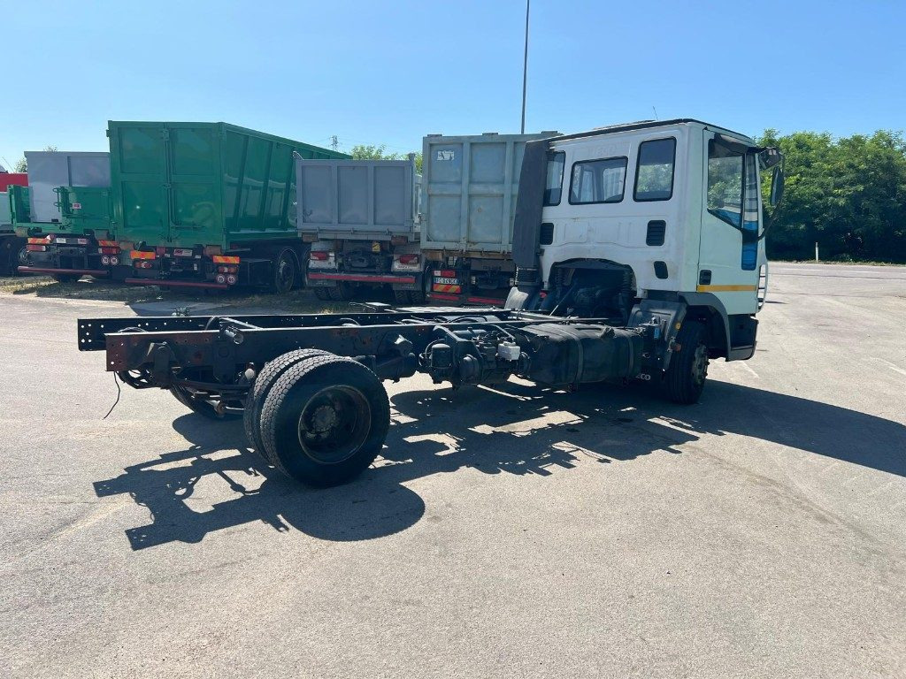 IVECO 80E15 A TELAIO - Fahrgestell LKW: das Bild 3 IVECO 80E15 A TELAIO - Fahrgestell LKW: das Bild 3