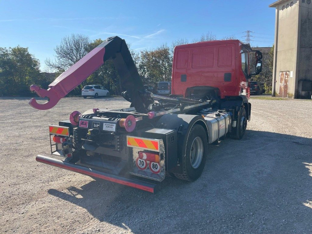 IVECO EUROCARGO 160E SCARRABILE - Abrollkipper: das Bild 5 IVECO EUROCARGO 160E SCARRABILE - Abrollkipper: das Bild 5