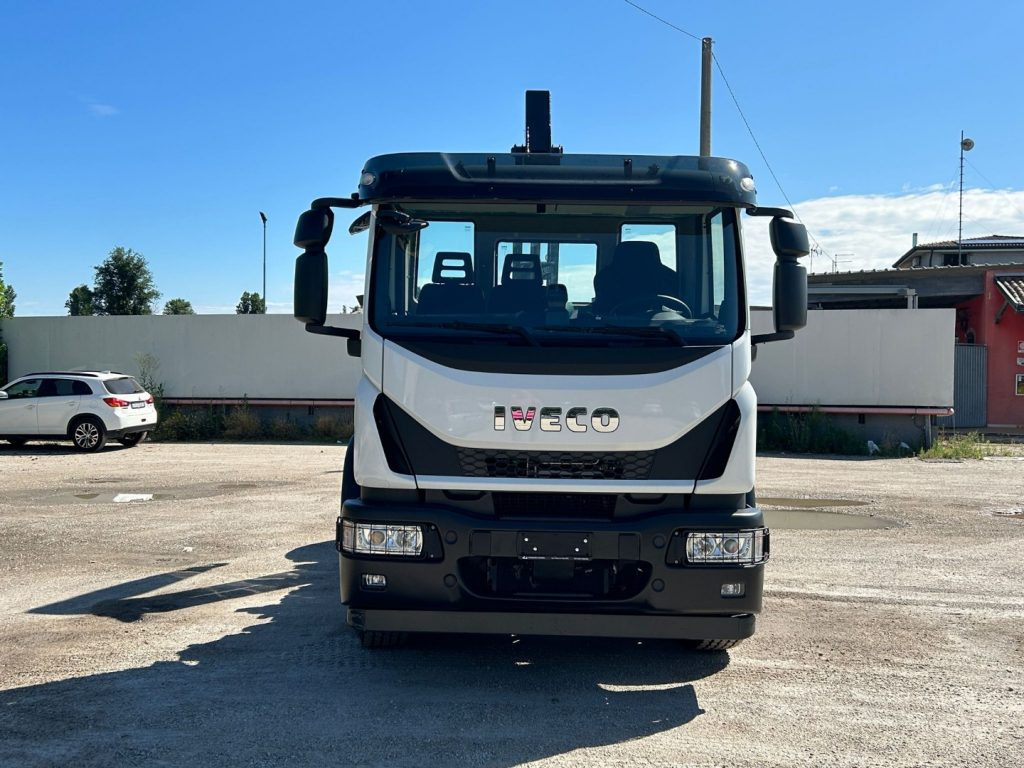 IVECO EUROCARGO 180E32K NUOVO SCARRABILE - Abrollkipper: das Bild 2 IVECO EUROCARGO 180E32K NUOVO SCARRABILE - Abrollkipper: das Bild 2
