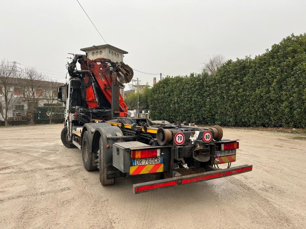 IVECO STRALIS 260S42 SCARRABILE USATO CON GRU - Abrollkipper: das Bild 4 IVECO STRALIS 260S42 SCARRABILE USATO CON GRU - Abrollkipper: das Bild 4