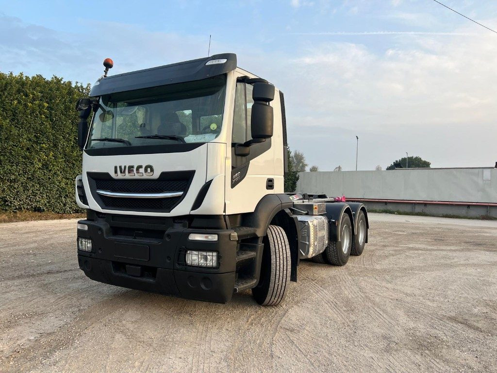 IVECO STRALIS 460 X-WAY SCARRABILE 6X4 - Abrollkipper: das Bild 2 IVECO STRALIS 460 X-WAY SCARRABILE 6X4 - Abrollkipper: das Bild 2