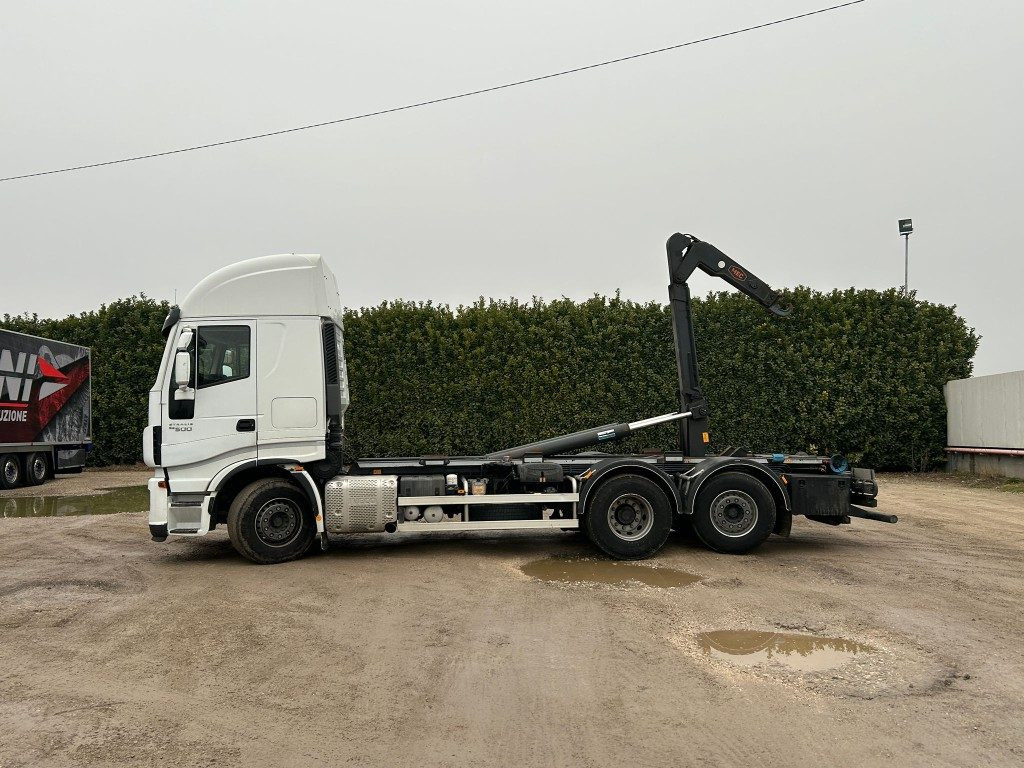 IVECO STRALIS 500 SCARRABILE - Abrollkipper: das Bild 3 IVECO STRALIS 500 SCARRABILE - Abrollkipper: das Bild 3