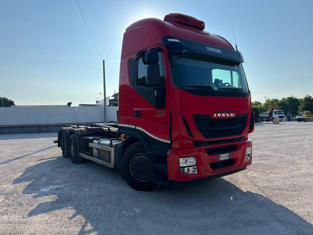 IVECO STRALIS 500 SCARRABILE - Abrollkipper: das Bild 2 IVECO STRALIS 500 SCARRABILE - Abrollkipper: das Bild 2