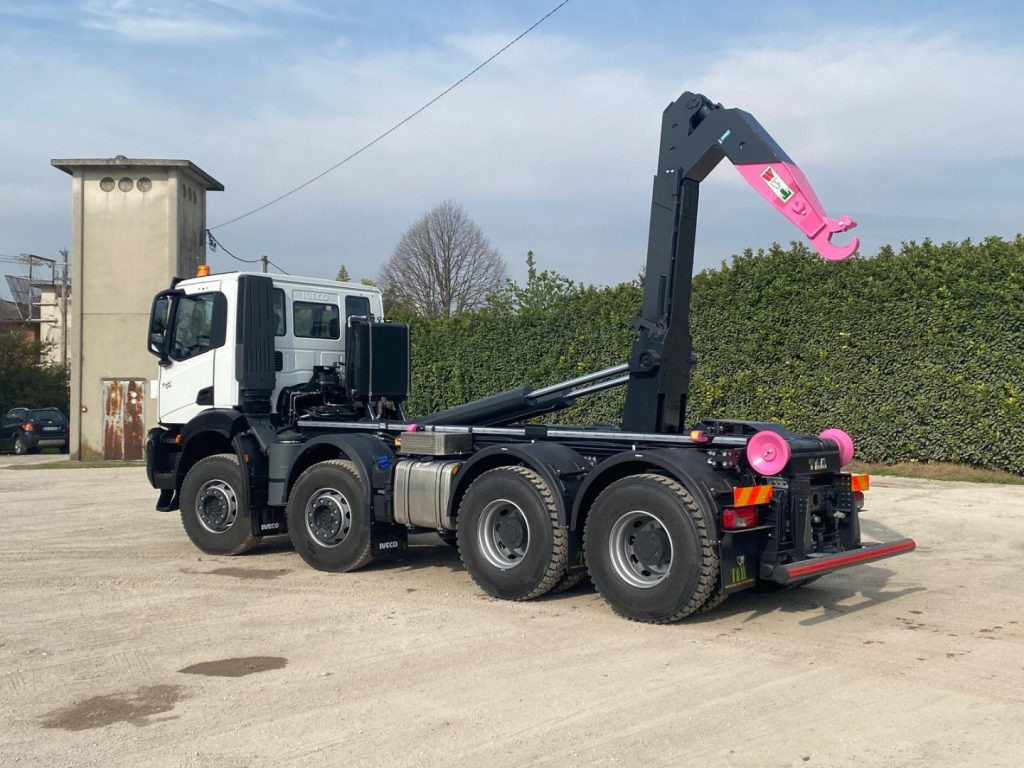 IVECO TRAKKER T-WAY AD510 NUOVO SCARRABILE - Abrollkipper: das Bild 5 IVECO TRAKKER T-WAY AD510 NUOVO SCARRABILE - Abrollkipper: das Bild 5